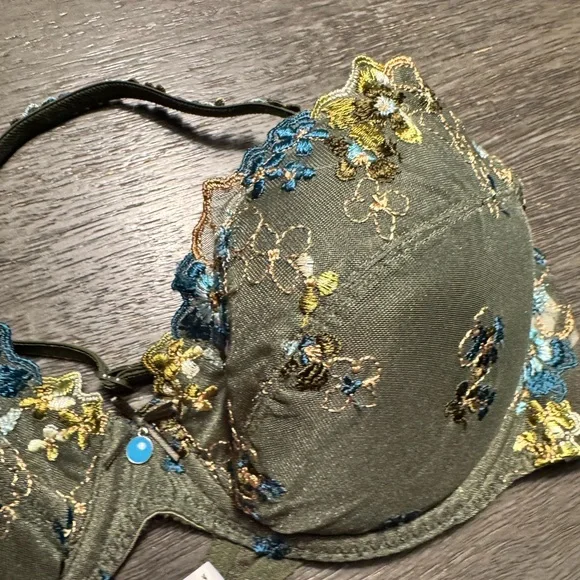 Marie Jo women’s Elegant Green Floral  Embroidered Bra size UK 38B NWT - Picture 3 of 8